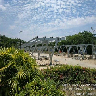 Güneş Paneli Araba Çatı Rafına Monte