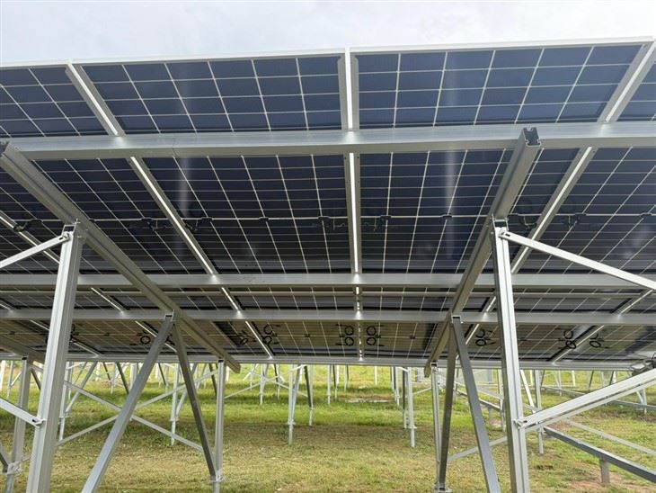 Utility Scale Ground Solar Racking high quality